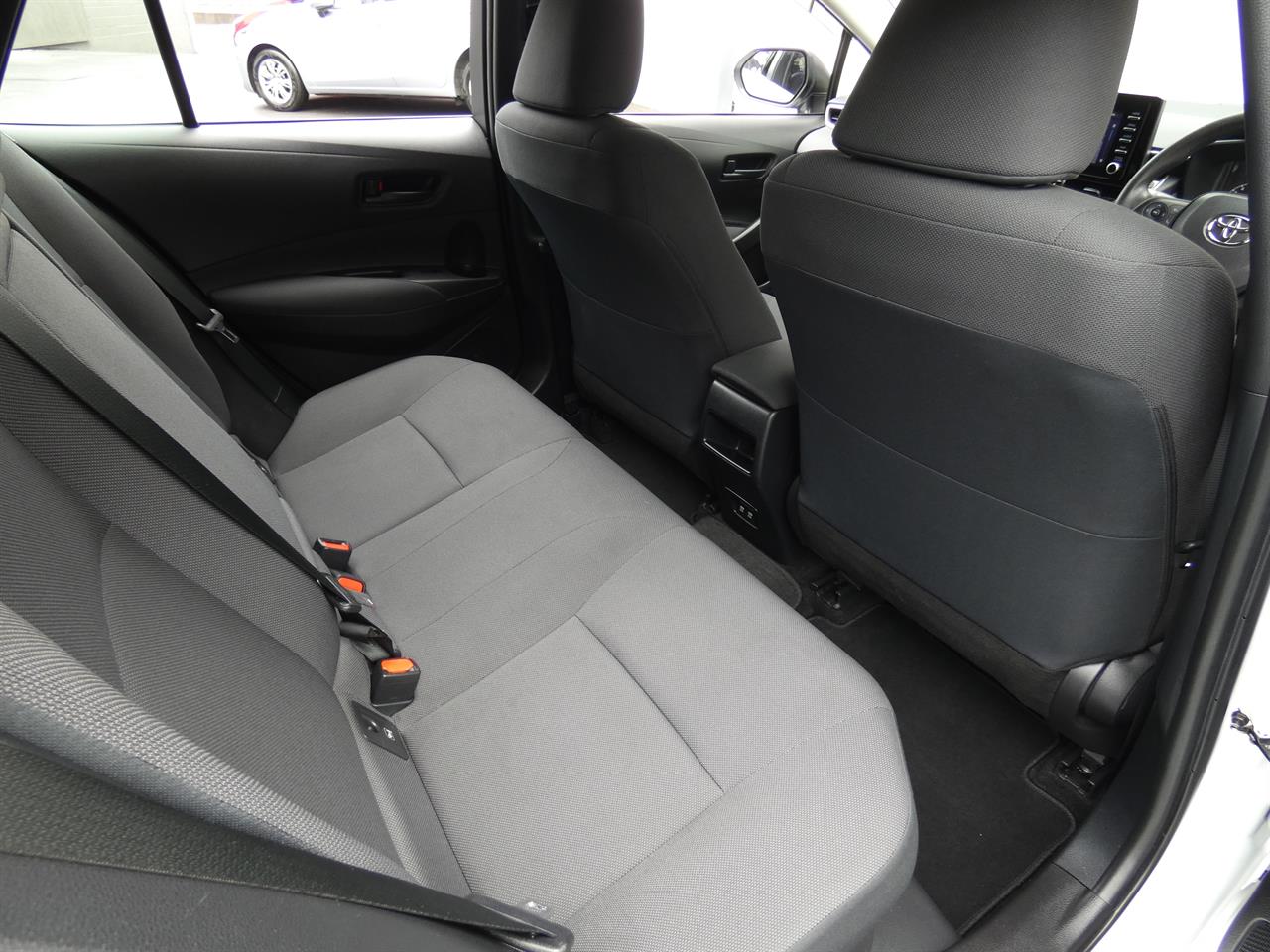 2021 Toyota COROLLA