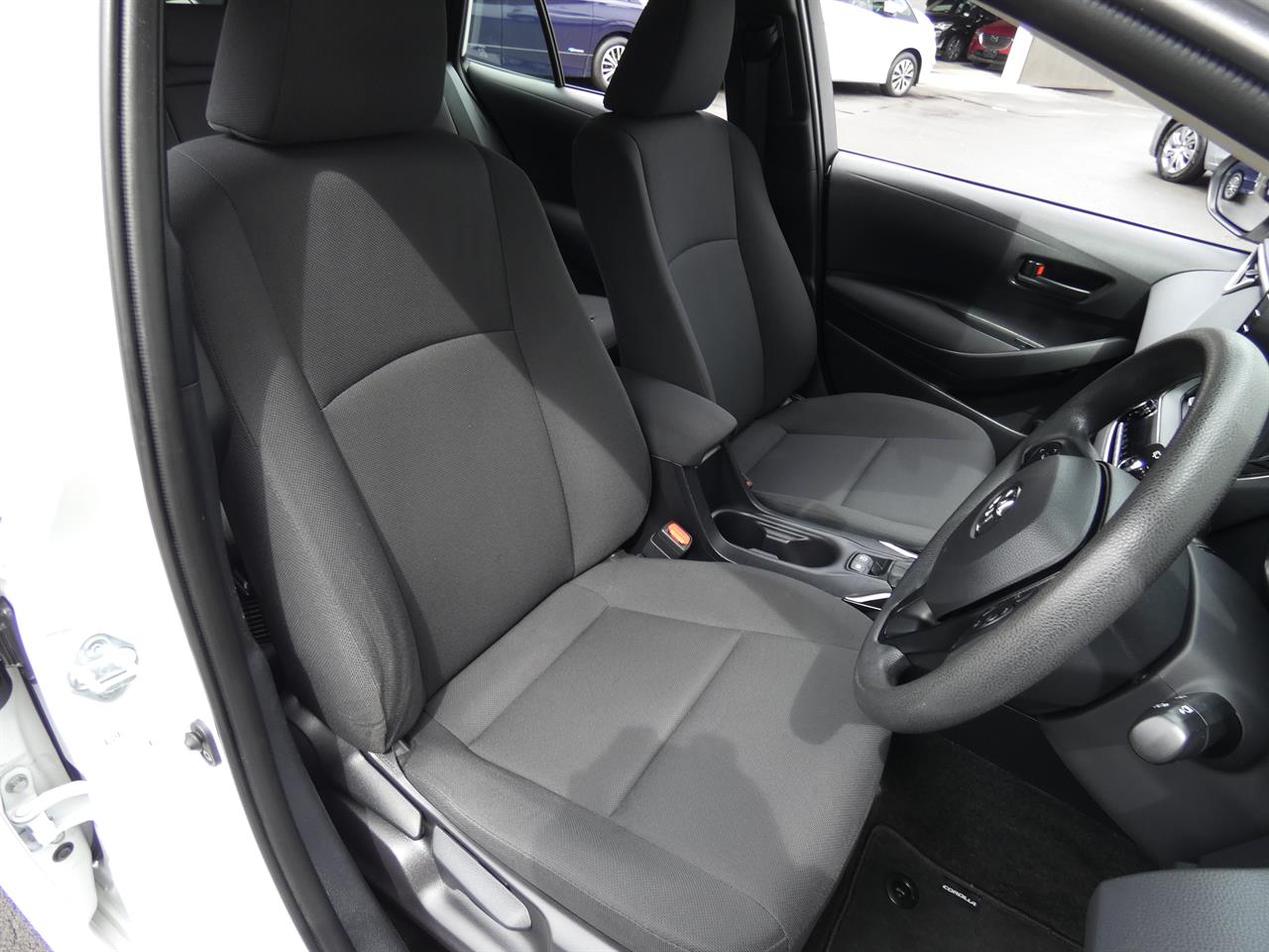 2021 Toyota COROLLA