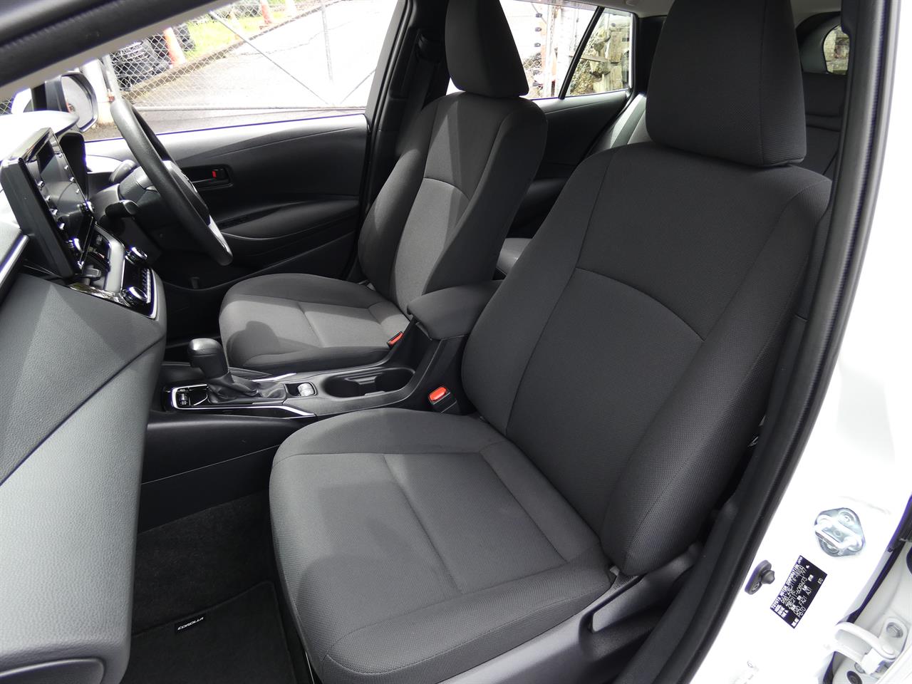 2021 Toyota COROLLA