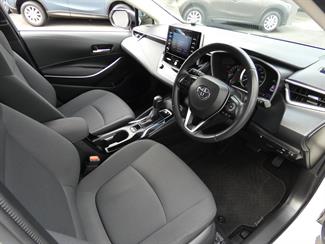 2020 Toyota COROLLA - Thumbnail