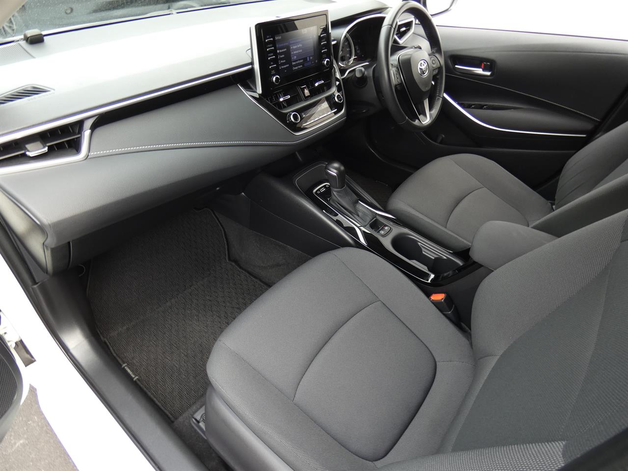 2020 Toyota COROLLA