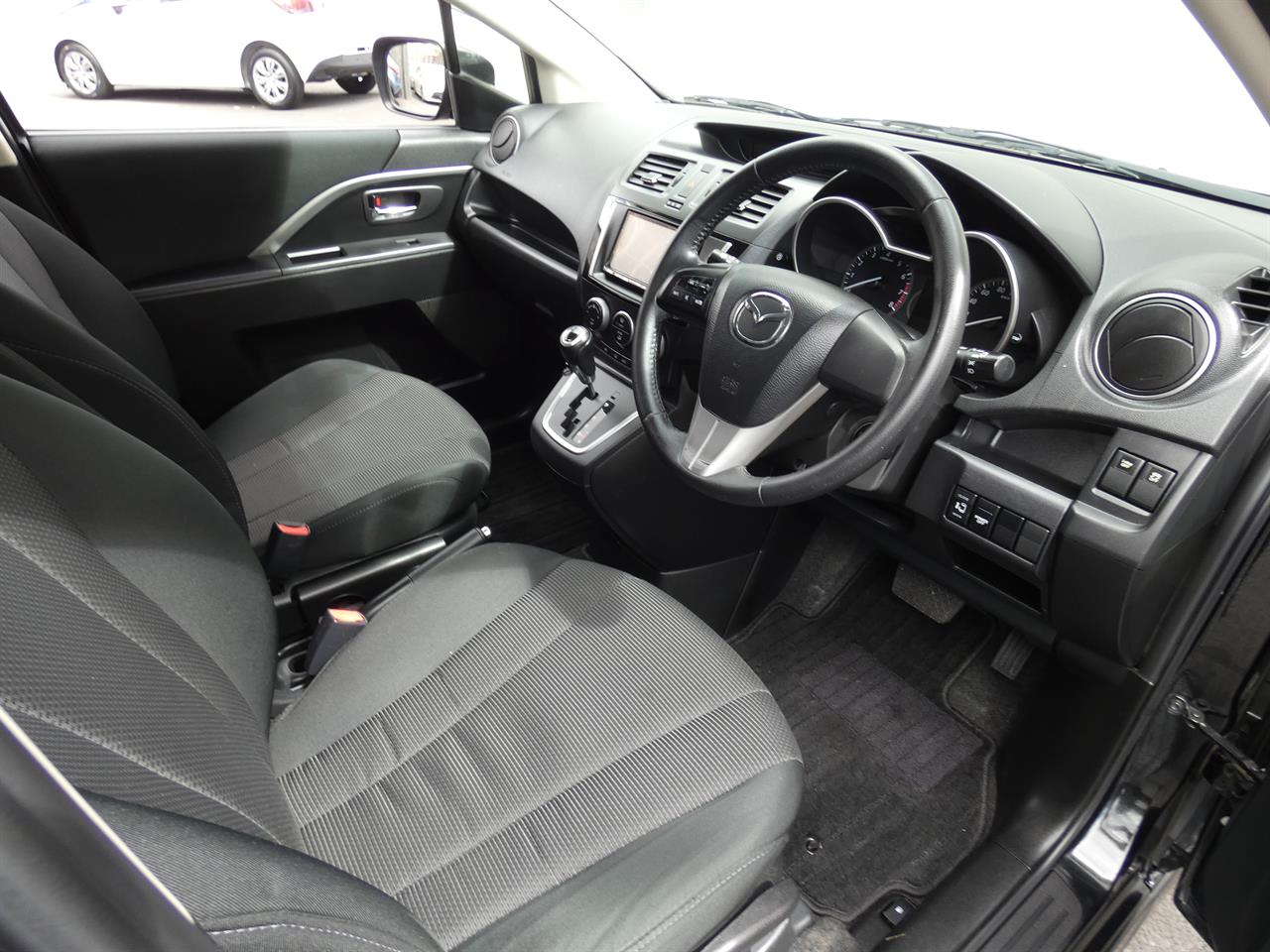 2015 Mazda Premacy