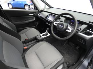 2020 Honda FIT - Thumbnail