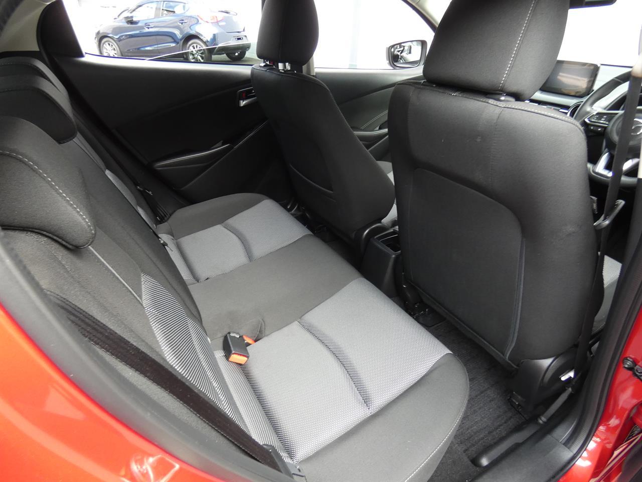 2017 Mazda DEMIO