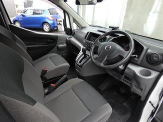 2020 Nissan NV200 - Thumbnail