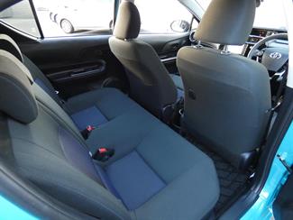 2019 Toyota AQUA - Thumbnail