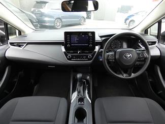 2021 Toyota COROLLA - Thumbnail