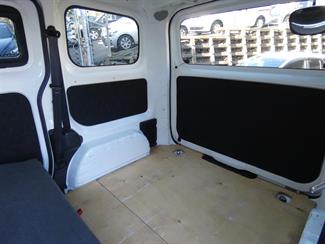 2020 Nissan NV200 - Thumbnail