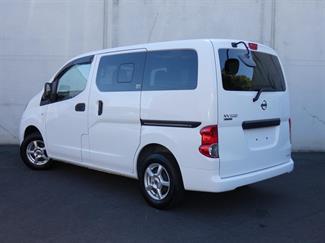 2020 Nissan NV200 - Thumbnail