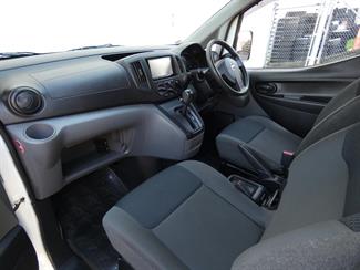 2020 Nissan NV200 - Thumbnail