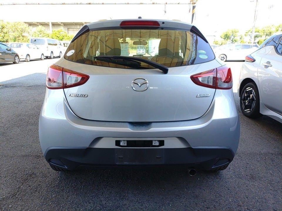 2017 Mazda DEMIO