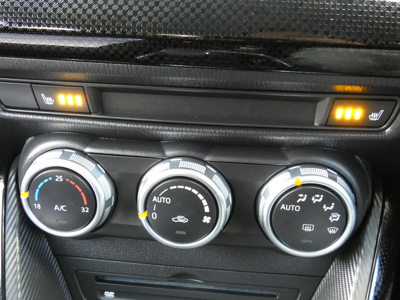 2017 Mazda DEMIO