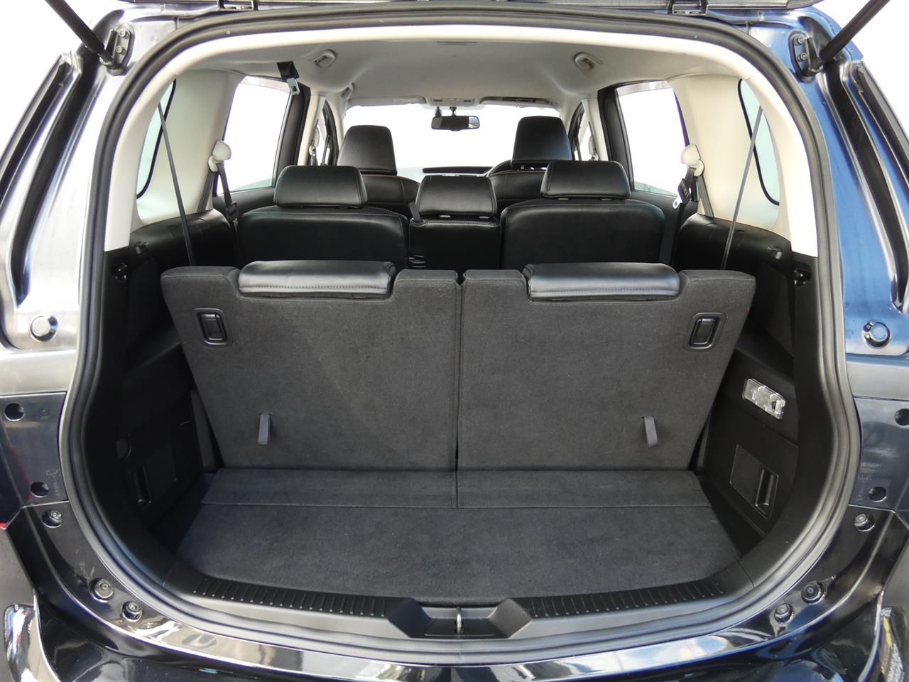 2016 Mazda Premacy