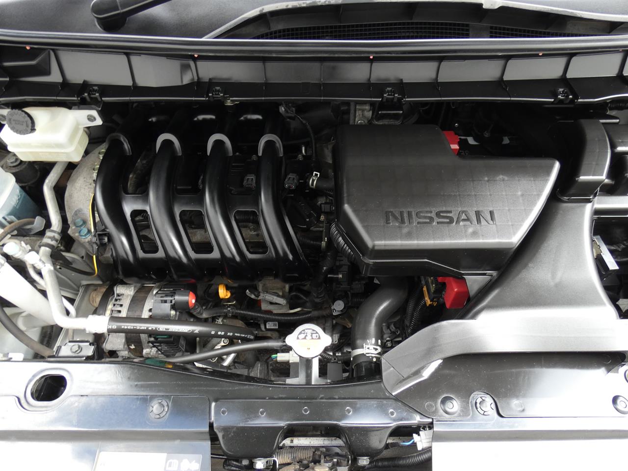 2018 Nissan SERENA