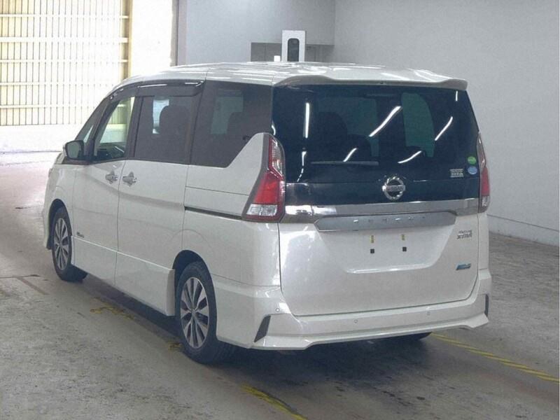 2018 Nissan SERENA