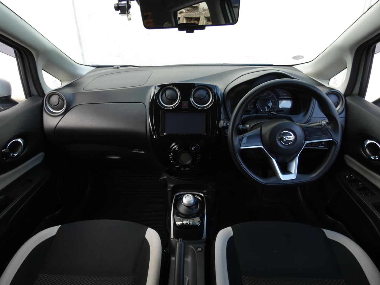 2020 Nissan NOTE