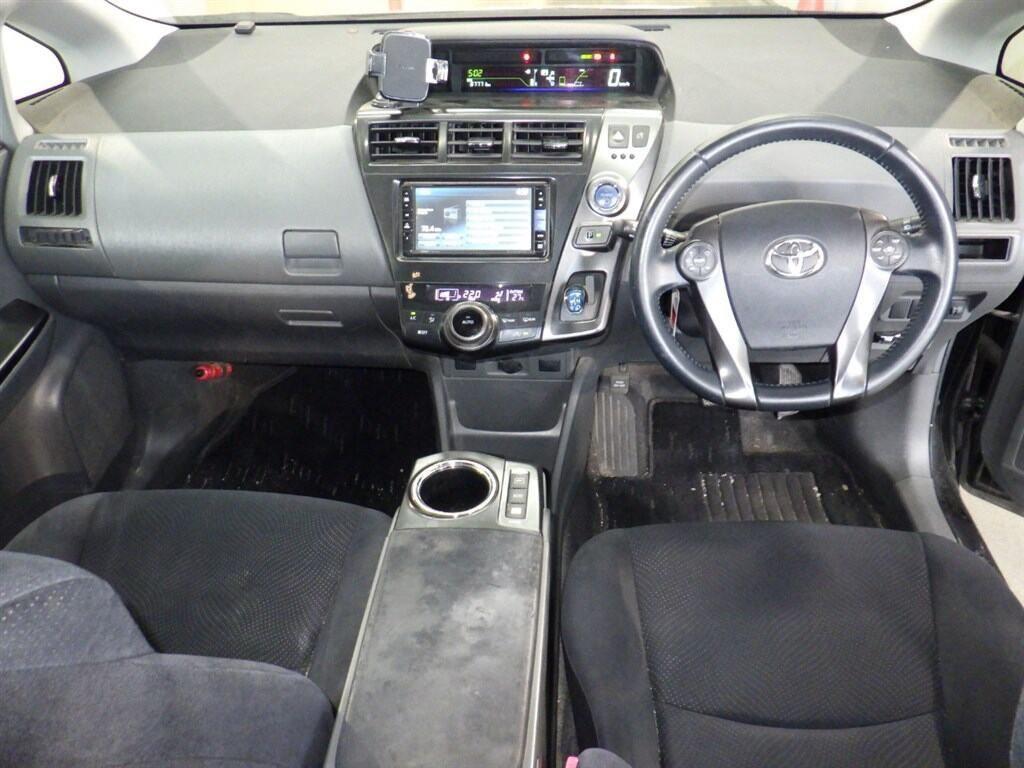 2014 Toyota Prius Alpha
