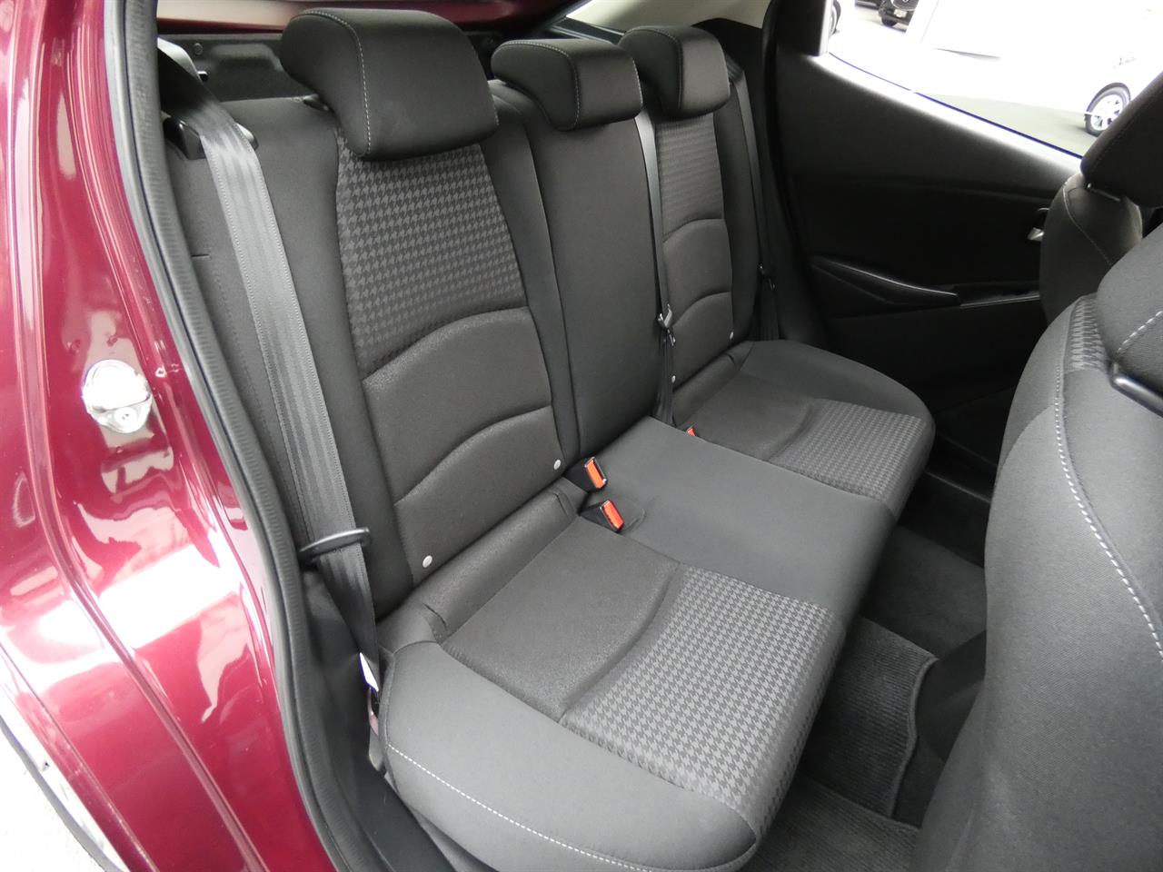 2017 Mazda DEMIO