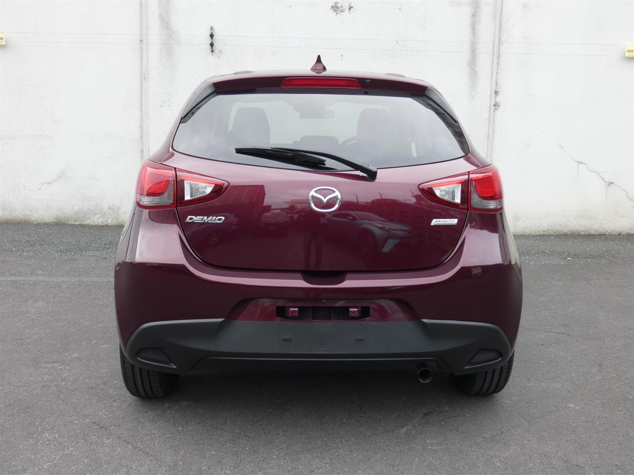 2017 Mazda DEMIO