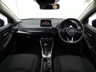 2017 Mazda DEMIO - Thumbnail