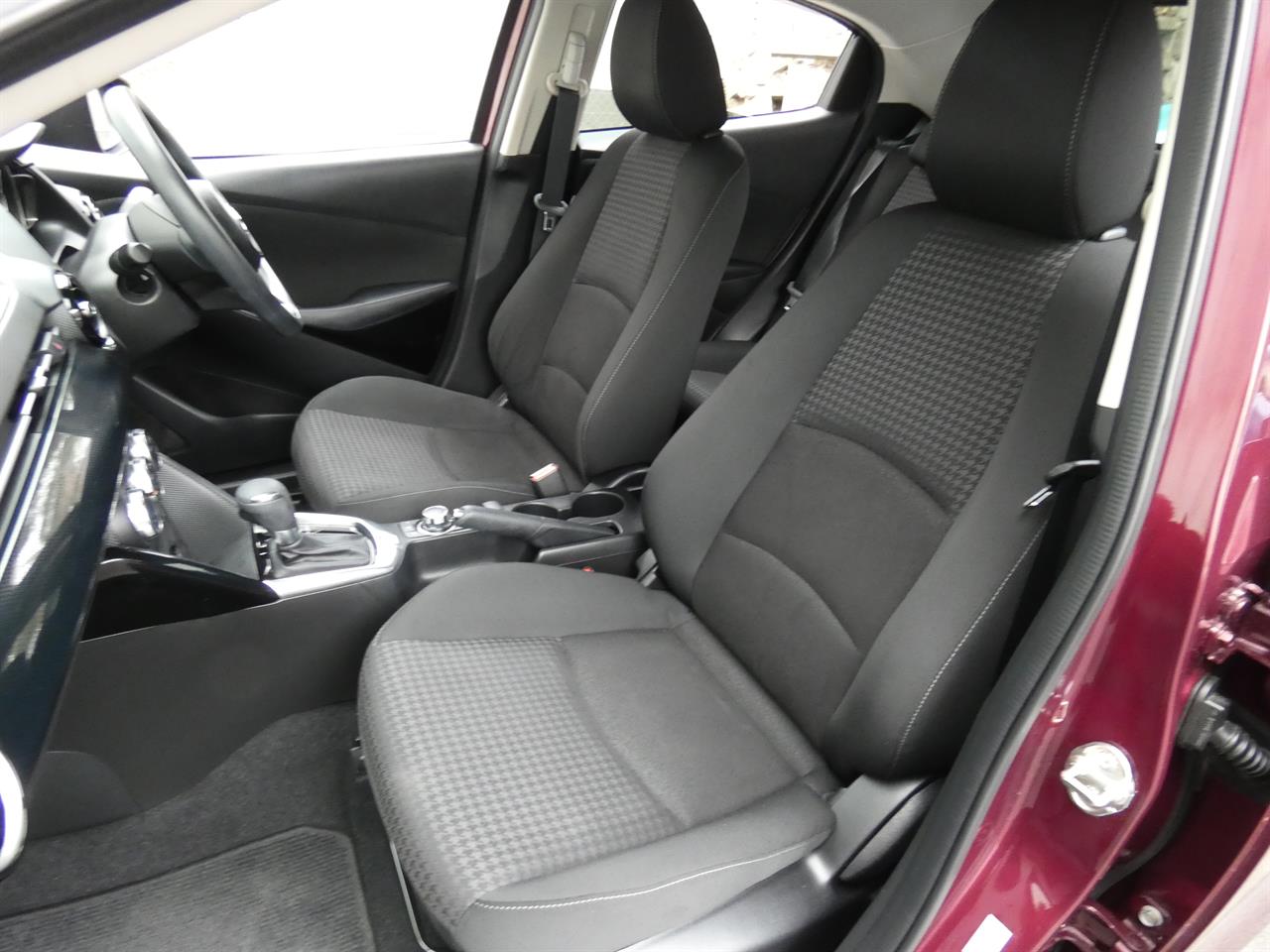 2017 Mazda DEMIO