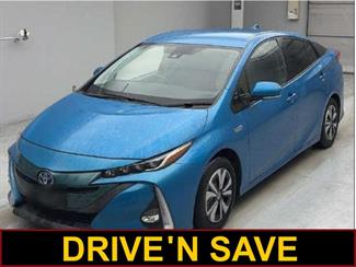 2017 Toyota Prius - Thumbnail
