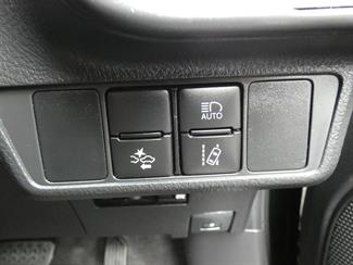 2017 Toyota COROLLA - Thumbnail
