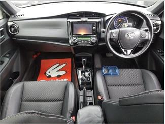 2017 Toyota COROLLA - Thumbnail