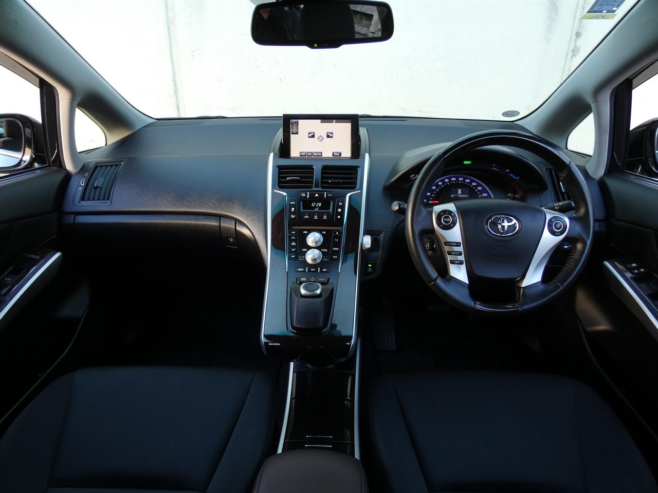 2016 Toyota Sai