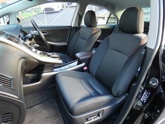 2016 Toyota Sai - Thumbnail