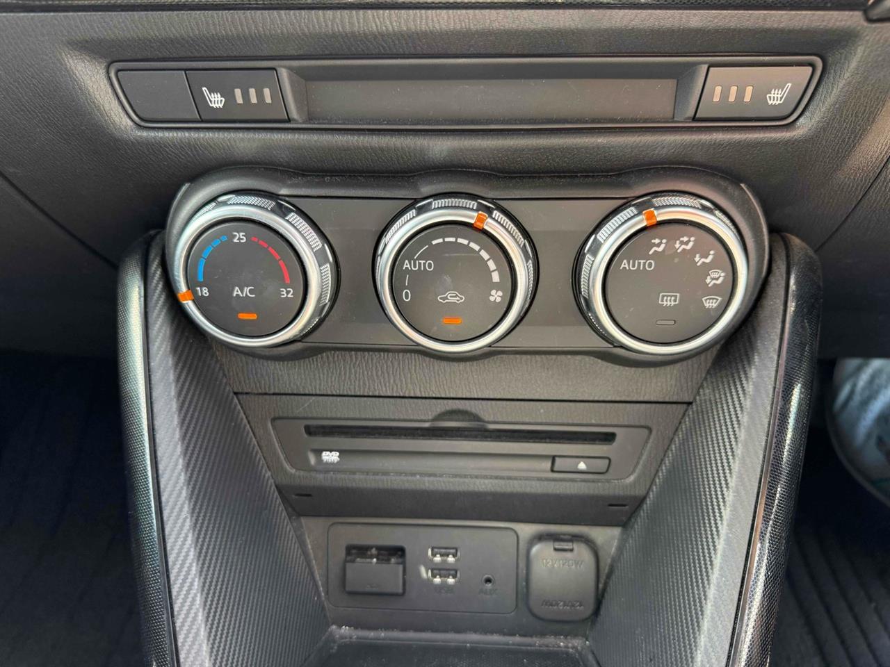 2016 Mazda DEMIO