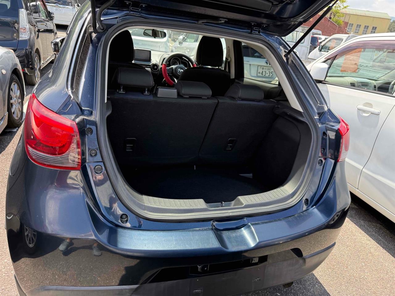 2016 Mazda DEMIO