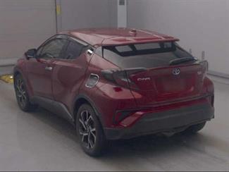2017 Toyota C-HR - Thumbnail