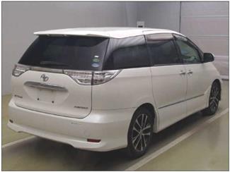 2015 Toyota Estima - Thumbnail
