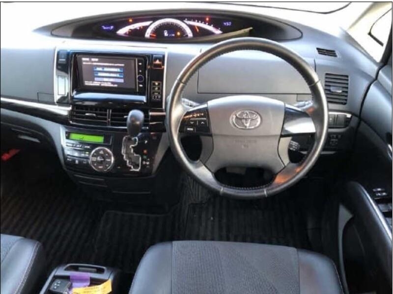 2015 Toyota Estima