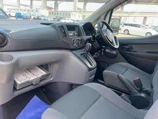 2020 Nissan NV200 - Thumbnail