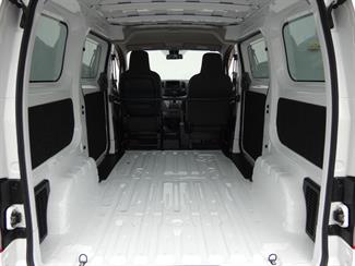 2020 Nissan NV200 - Thumbnail