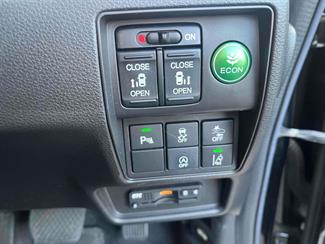 2017 Honda ODYSSEY - Thumbnail