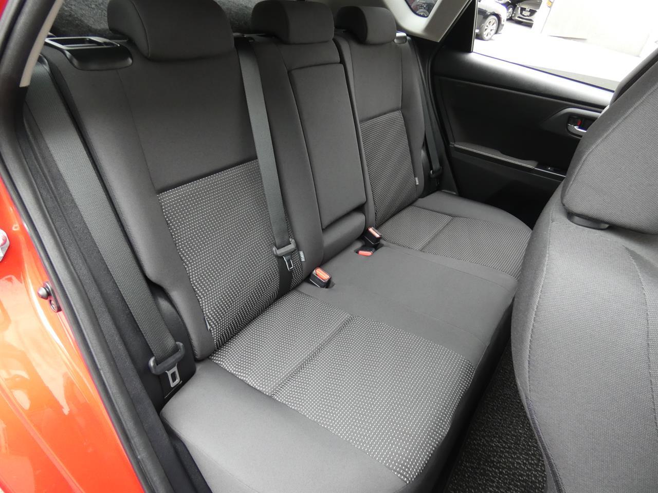 2014 Toyota AURIS