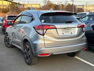 2017 Honda Vezel - Thumbnail