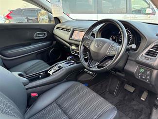 2017 Honda Vezel - Thumbnail