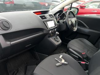 2015 Mazda Premacy - Thumbnail