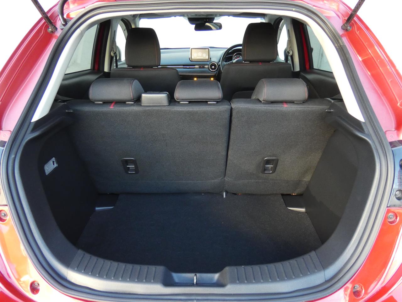 2016 Mazda DEMIO