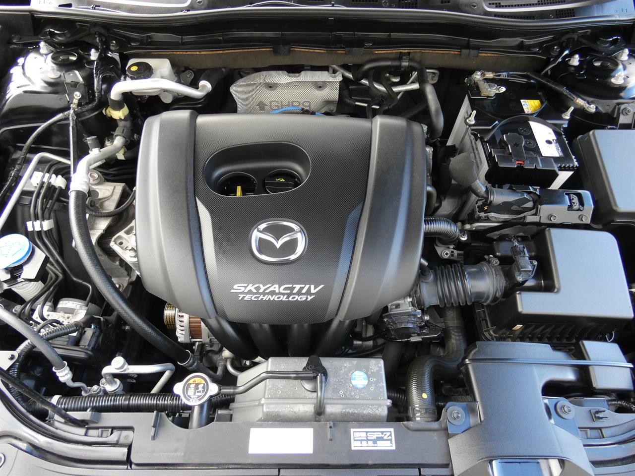 2016 Mazda AXELA