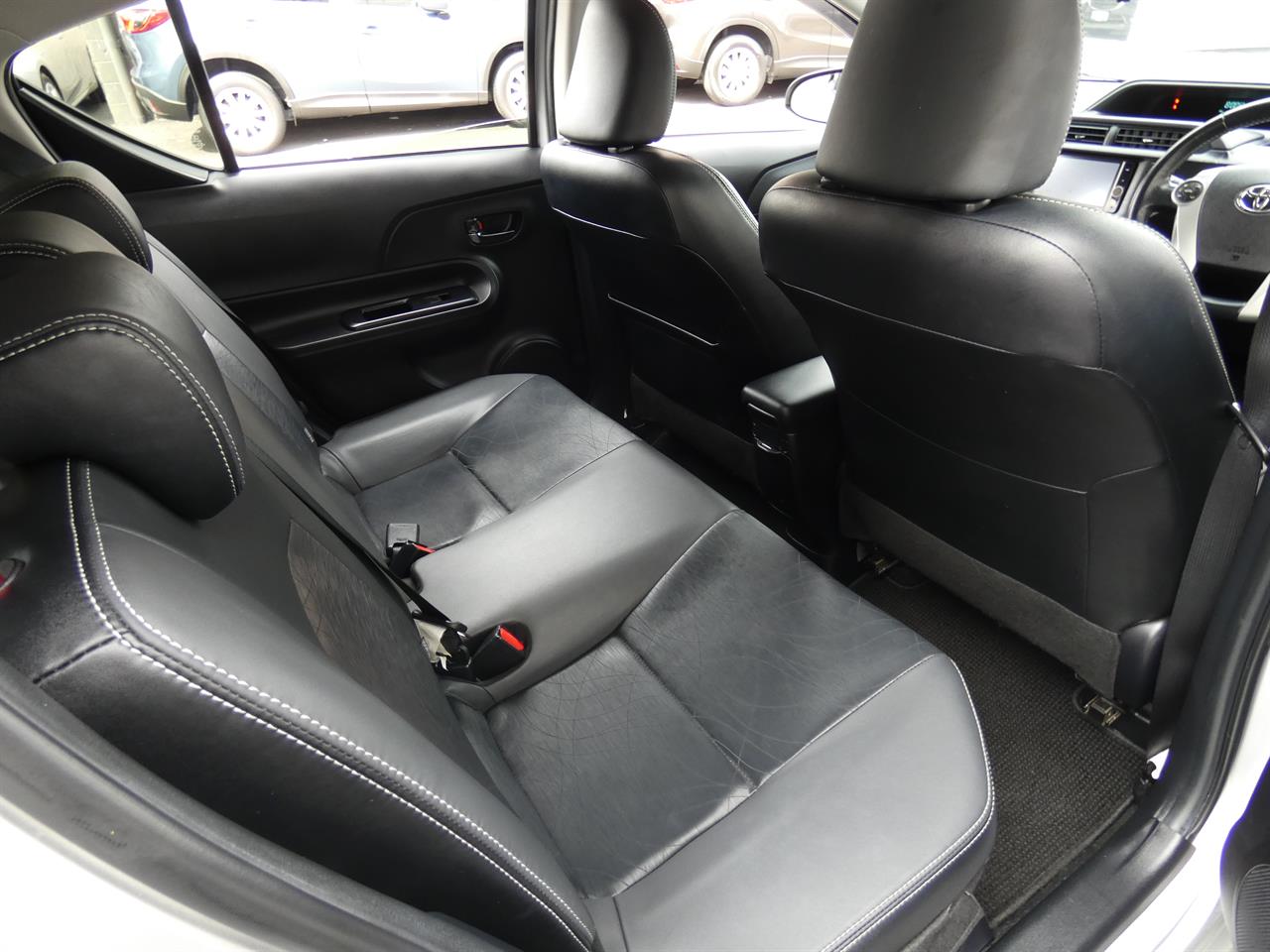 2014 Toyota AQUA