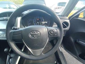 2021 Toyota COROLLA - Thumbnail