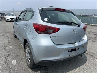 2020 Mazda 2 - Thumbnail