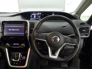 2019 Nissan SERENA - Thumbnail