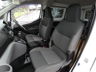 2020 Nissan NV200 - Thumbnail