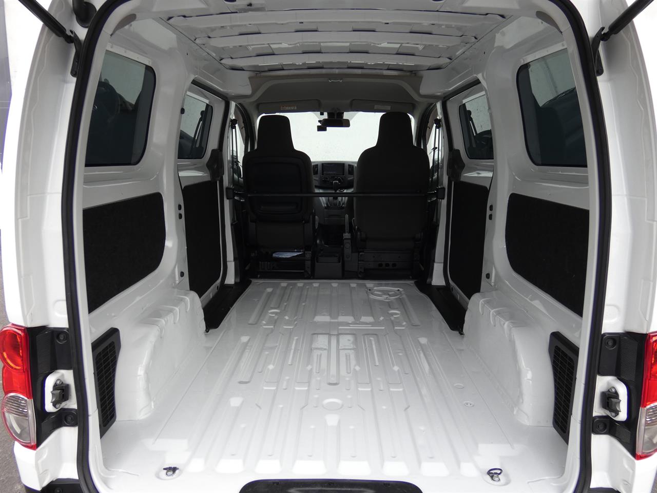 2020 Nissan NV200